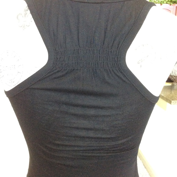 😎 Sequined Tank 😎 - Picture 5 of 6